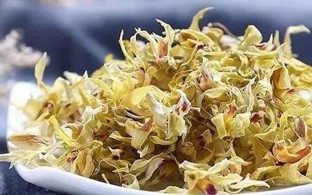 铁皮石斛花泡水喝有什么功效 铁皮石斛花泡水喝有什么功效