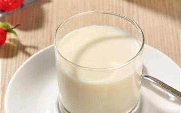 茶和牛奶可以一起喝吗