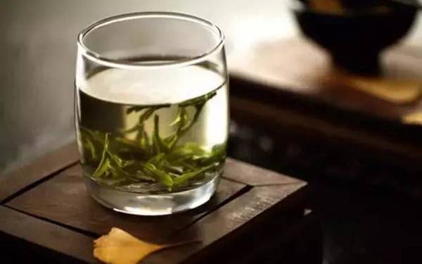 泡茶叶的水温几度适合 泡茶叶的水温几度适合