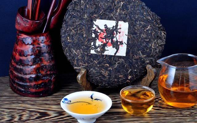 夏天喝普洱茶好不好