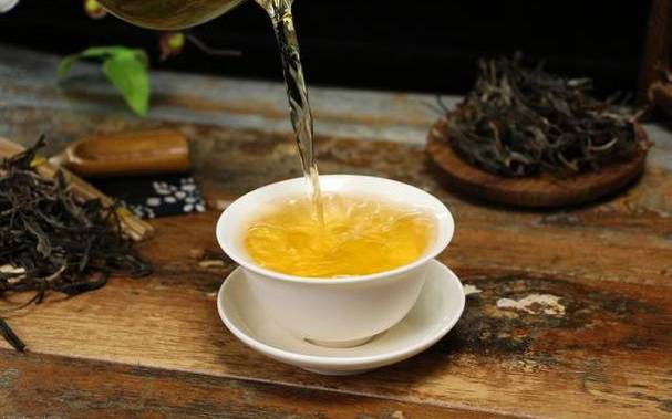普洱茶什么季节喝