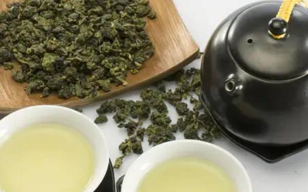 铁观音用多少度的水泡 铁观音用多少度的水泡