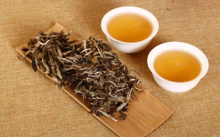 女人喝白茶的好处 女人喝白茶的好处