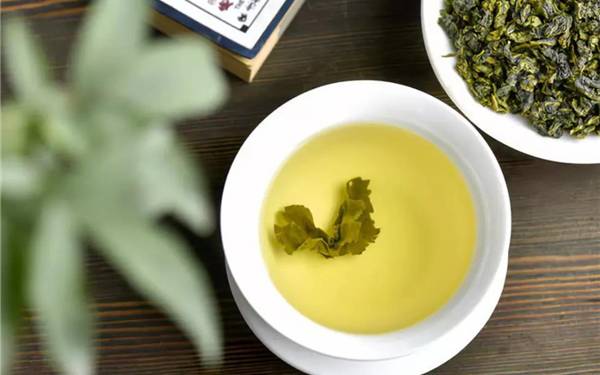 绿茶和铁观音的区别 绿茶和铁观音的区别