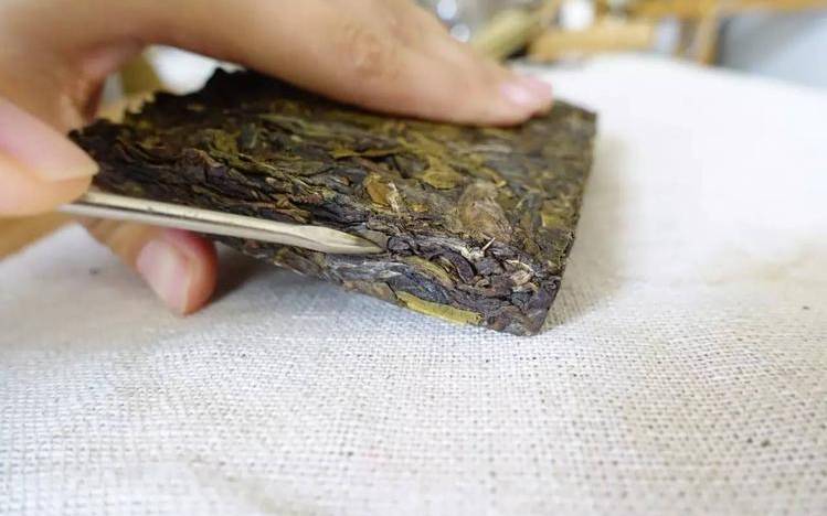 普洱茶饼怎么撬