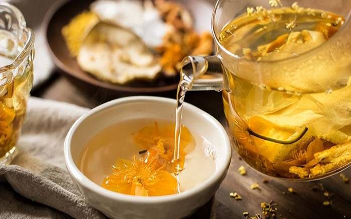 冰糖加茶叶泡水,冰糖可以减肥吗 冰糖加茶叶泡水,冰糖可以减肥吗