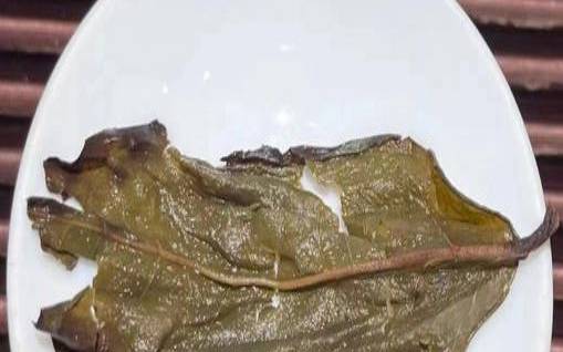 茶叶和梨一起煮可以减肥吗,岩茶雪梨的功效与作用