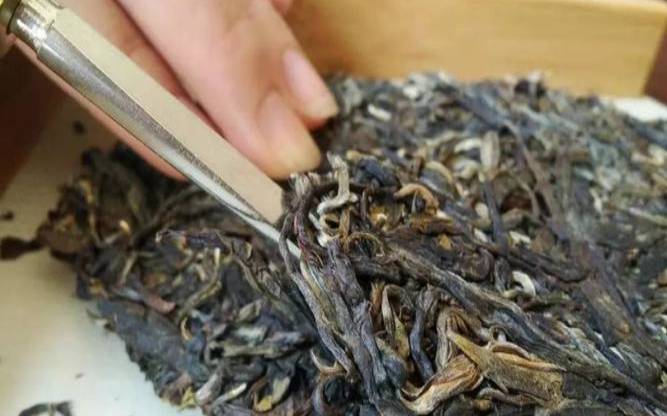 普洱茶饼生茶怎么喝,怎样开普洱茶饼