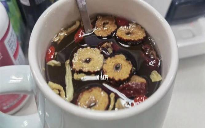 茶叶泡生姜可以减肥吗女生,茶水泡姜喝有什么好处 茶叶泡生姜可以减肥吗女生,茶水泡姜喝有什么好处