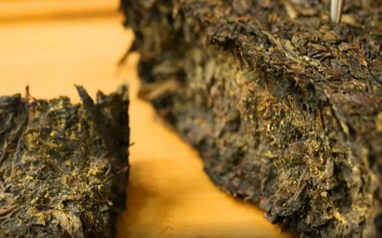 为什么黑茶里全是梗子,黑茶叶是什么茶叶 为什么黑茶里全是梗子,黑茶叶是什么茶叶