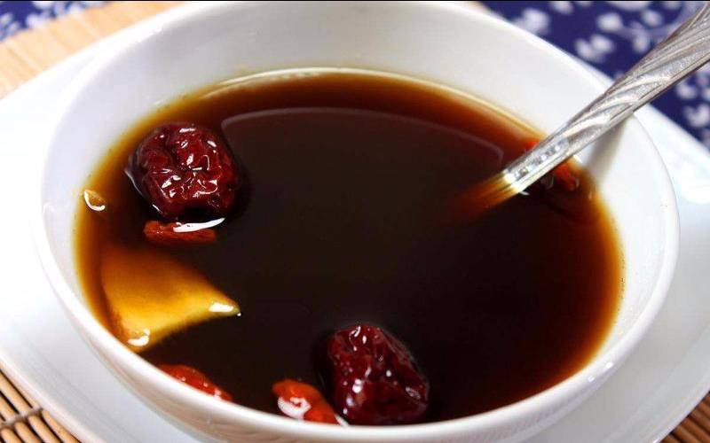 茶叶红糖水的功效和禁忌,男性喝红茶对性功能好 茶叶红糖水的功效和禁忌,男性喝红茶对性功能好