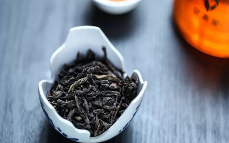 大红袍茶叶能保存几年,陈年大红袍茶叶能喝吗