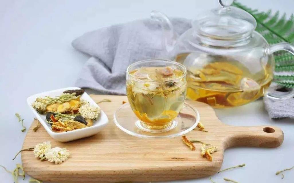 蜂蜜可以和橘子皮一起煮吗,新鲜橘子皮煮水的功效