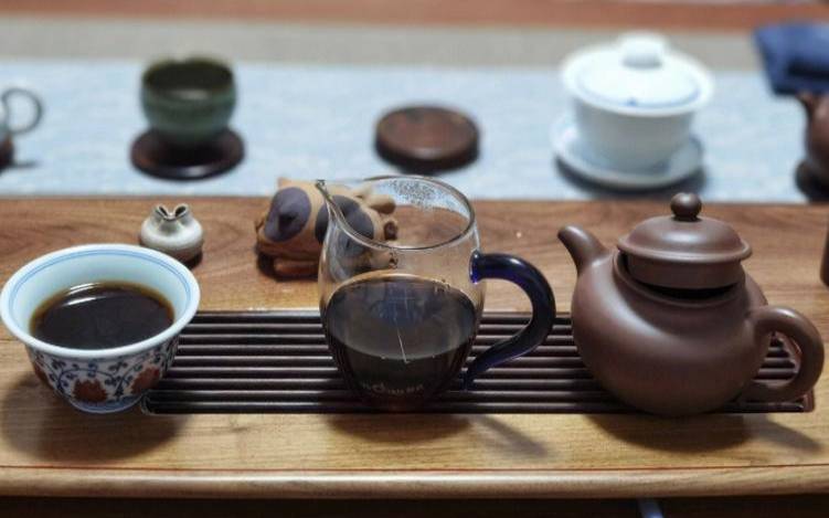 掇只壶适合泡普洱茶吗,各种壶型适合泡什么茶 掇只壶适合泡普洱茶吗,各种壶型适合泡什么茶