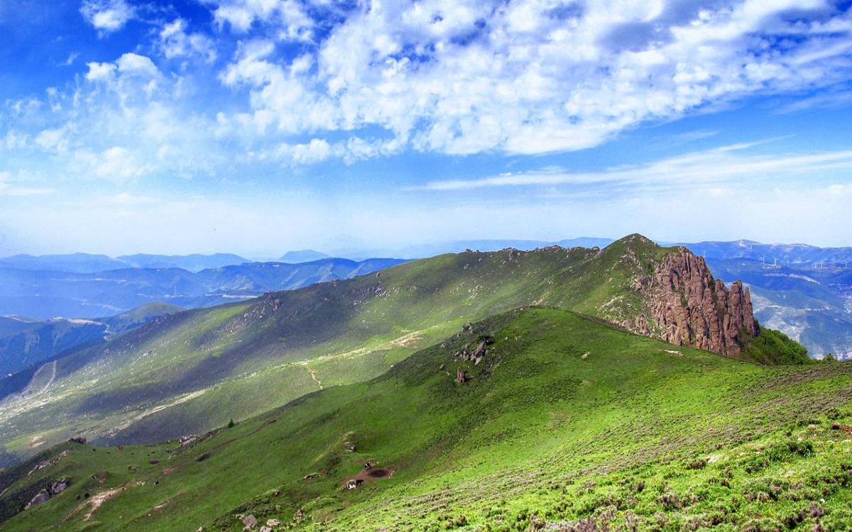 包头市春坤山的茶叶,包头春坤山景区图片 包头市春坤山的茶叶,包头春坤山景区图片