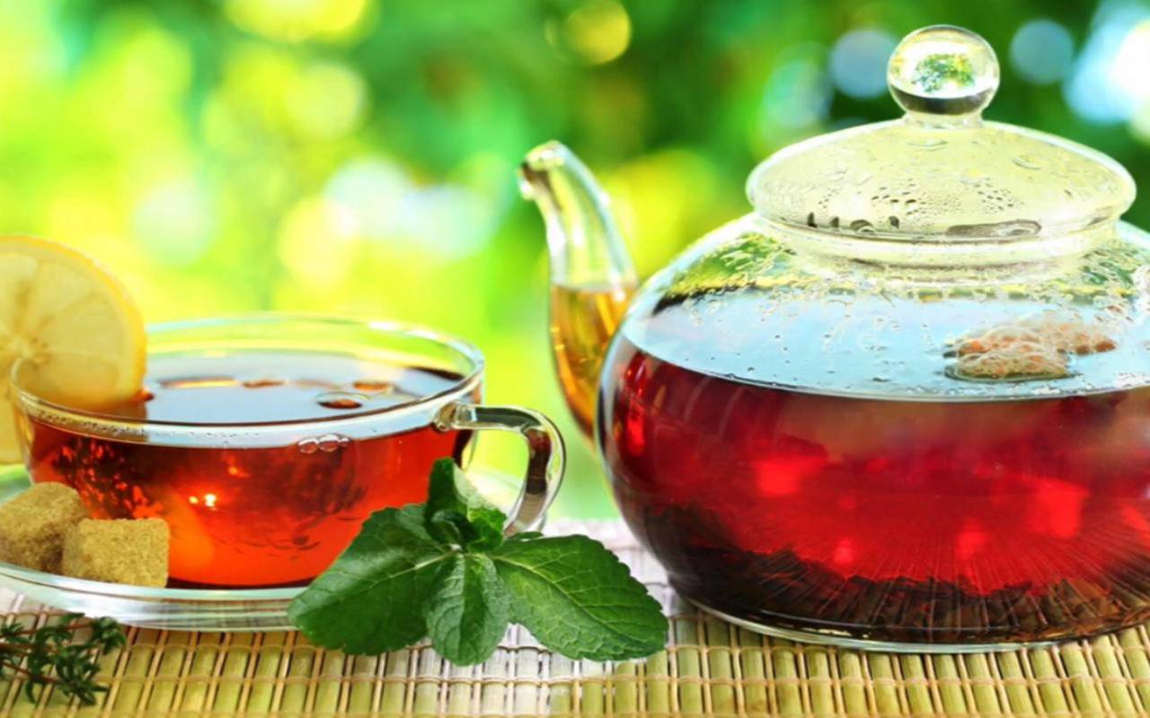 夏天喝绿茶对身体有什么好,常喝红茶好还是绿茶好