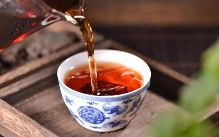 普洱熟茶有烟熏味好吗,烟熏味普洱茶代表