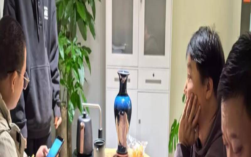 男女一起喝茶就有问题,已婚男女单独喝茶聊天 男女一起喝茶就有问题,已婚男女单独喝茶聊天