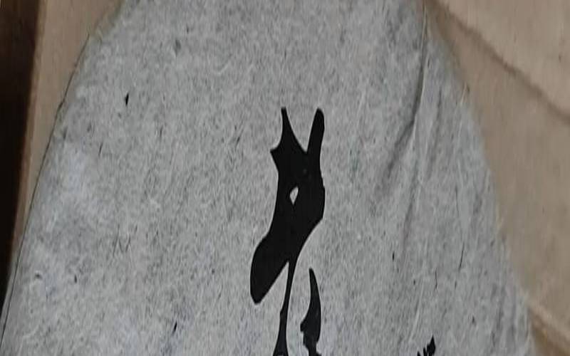 老白茶药香是什么味,喝白茶好还是普洱好
