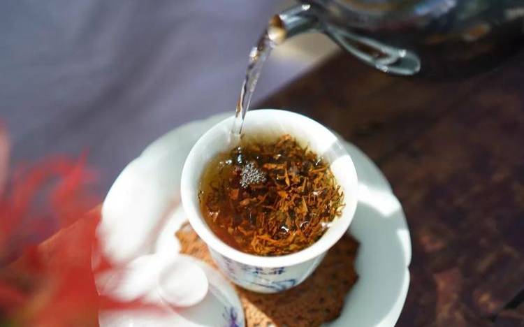 宁红茶是红茶还是绿茶,滇红茶和普洱茶哪个好