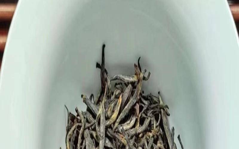 小赤干和正山小种,梅占芽和金骏眉的区别 小赤干和正山小种,梅占芽和金骏眉的区别