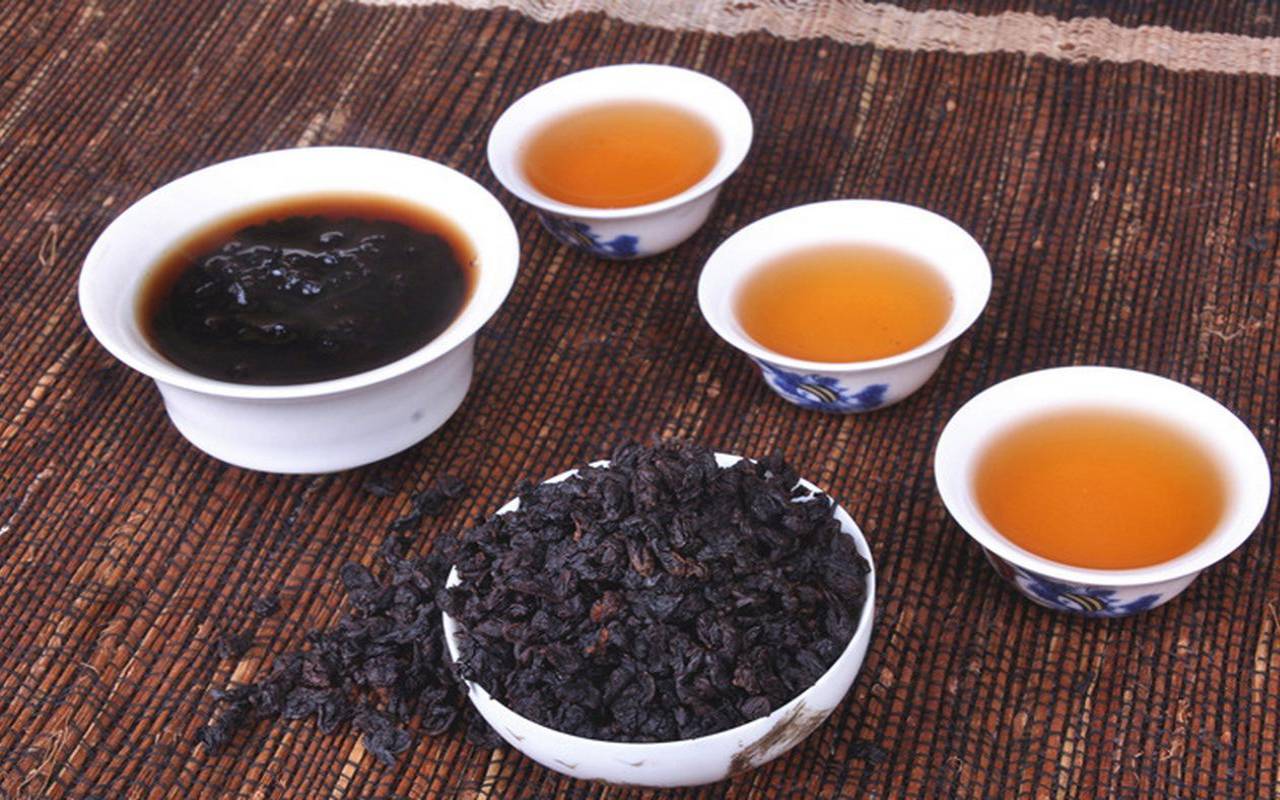 黑乌龙茶的口味特点,乌龙茶喝起来什么味道 黑乌龙茶的口味特点,乌龙茶喝起来什么味道