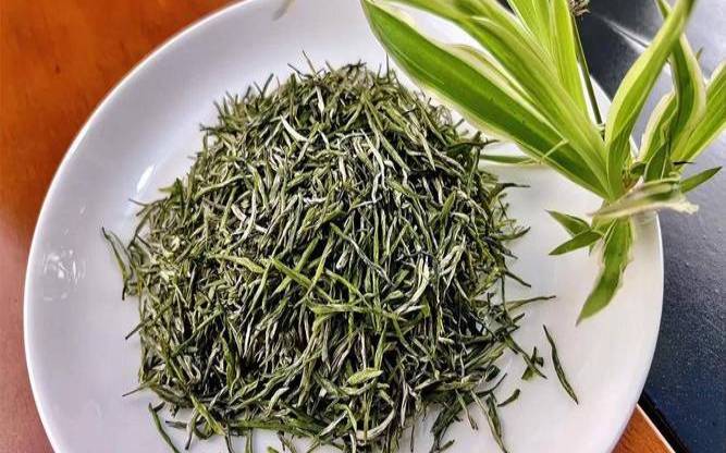 胃病能喝绿茶叶水吗,嚼绿茶可以治疗肠胃炎吗 胃病能喝绿茶叶水吗,嚼绿茶可以治疗肠胃炎吗