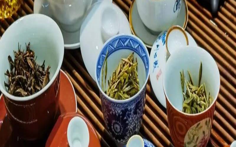 茶为谁清酒为谁醉什么意思,人生如茶下半句怎么说 茶为谁清酒为谁醉什么意思,人生如茶下半句怎么说