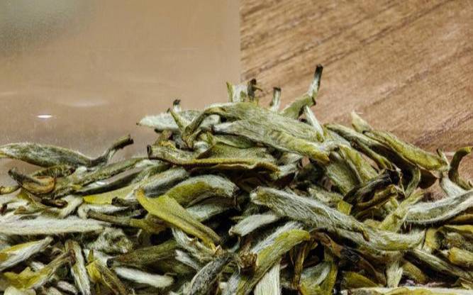 窨花茶与拌花茶的区别,茉莉花茶一到八窨价格
