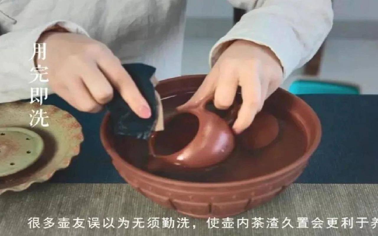 茶叶茶垢怎么清洗,烧水壶茶垢的清洗小窍门 茶叶茶垢怎么清洗,烧水壶茶垢的清洗小窍门