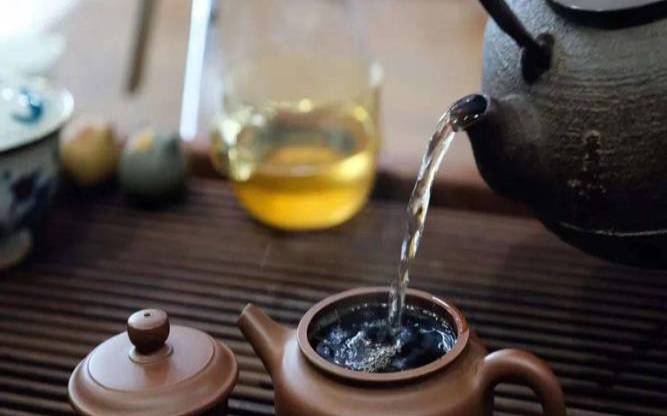 壶与杯人生含义,泡一壶好茶悟人生