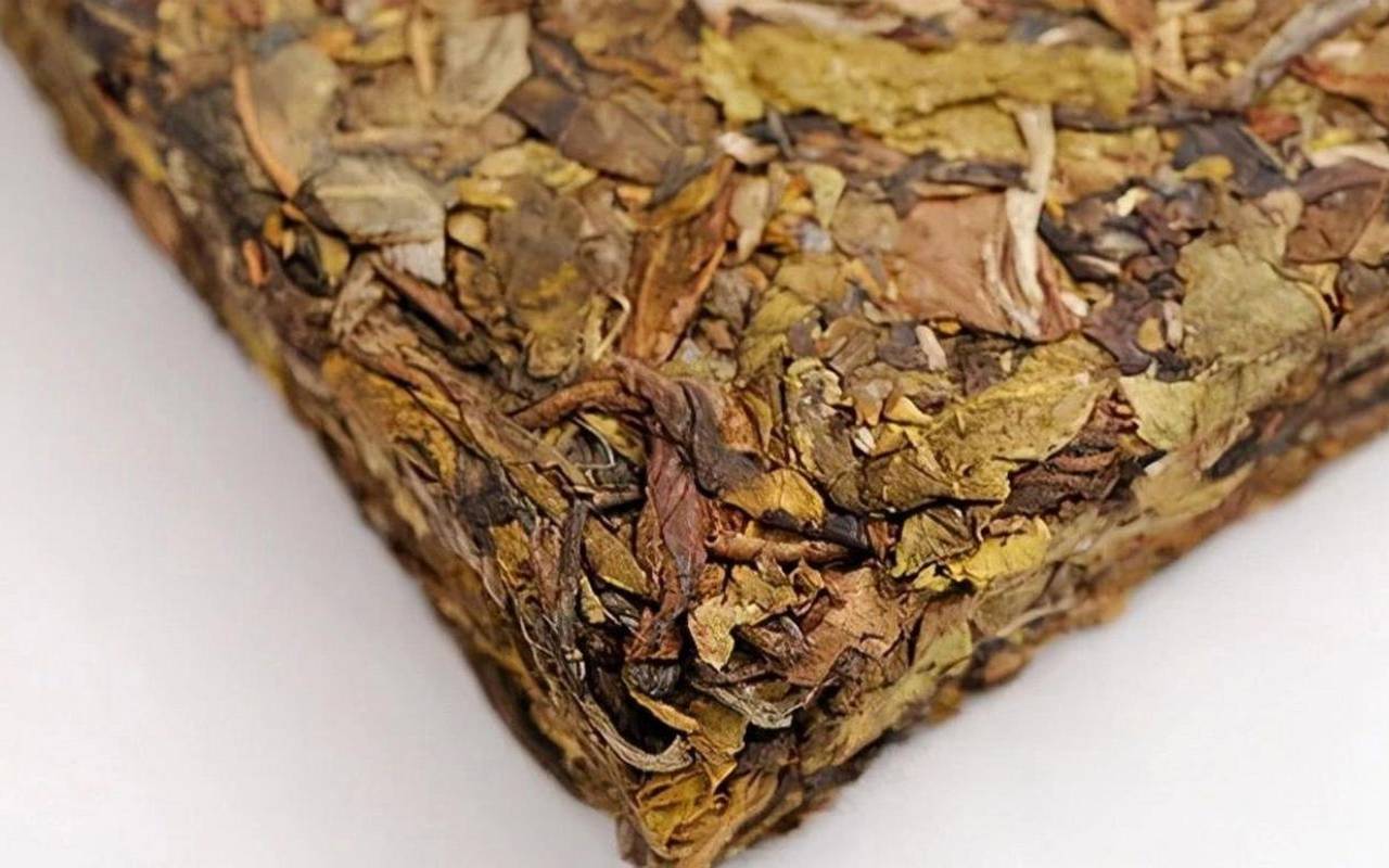 普洱黄金叶的功效与作用,普洱茶黄金叶是什么 普洱黄金叶的功效与作用,普洱茶黄金叶是什么