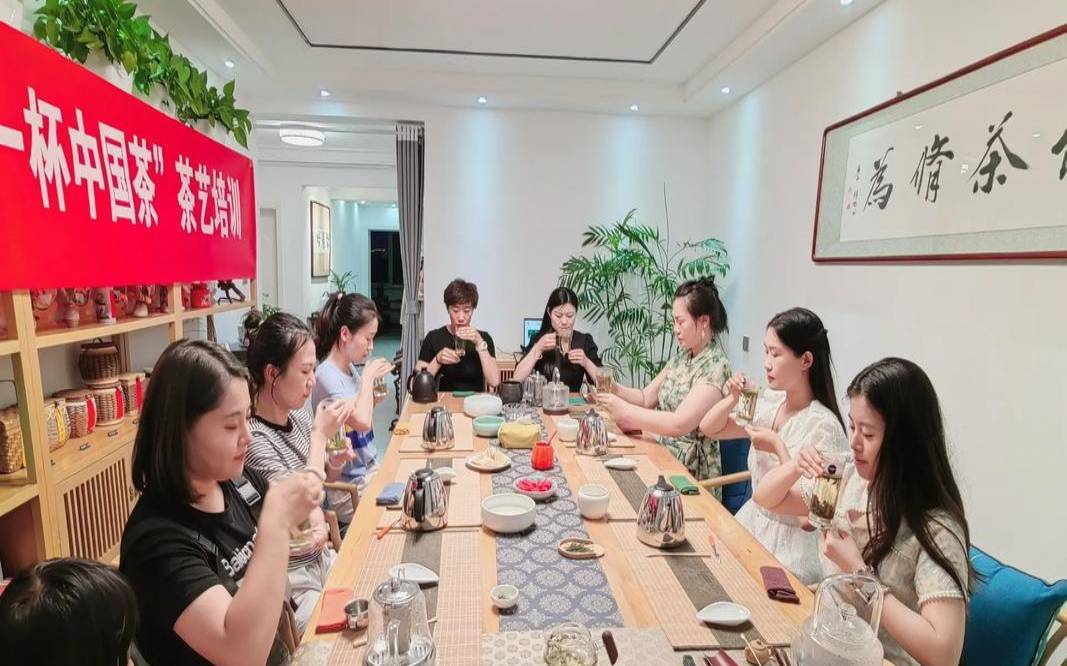 泡茶的学问,泡茶拿什么杯子泡比较好 泡茶的学问,泡茶拿什么杯子泡比较好