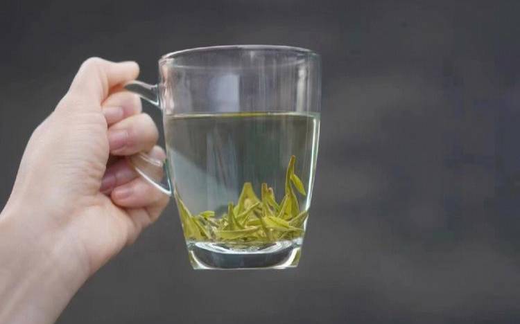 绿茶用什么杯子喝比较好,买绿茶什么牌子的好
