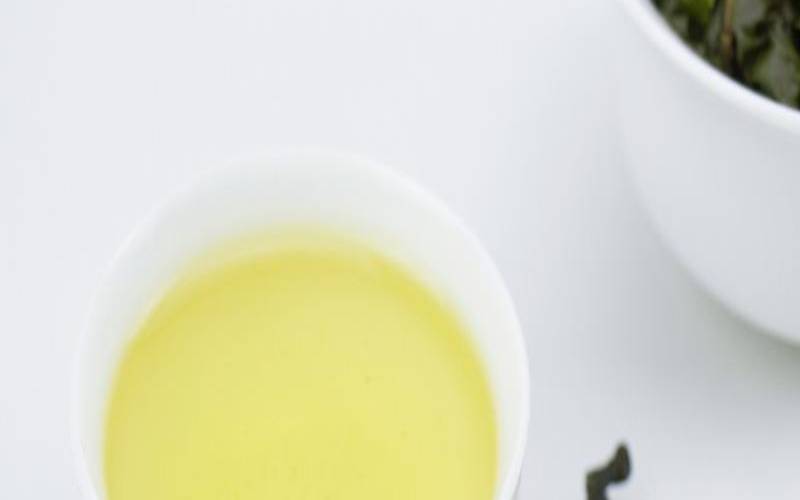 怎么判断乌龙茶叶的好坏,乌龙茶泡出来是什么颜色
