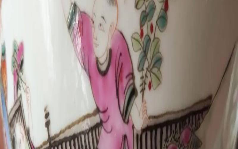 同治粉彩人物盖碗,怎么看瓷盖碗是手工的 同治粉彩人物盖碗,怎么看瓷盖碗是手工的