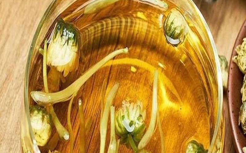 普洱和金银花能一起泡吗,普洱能和菊花一起泡吗