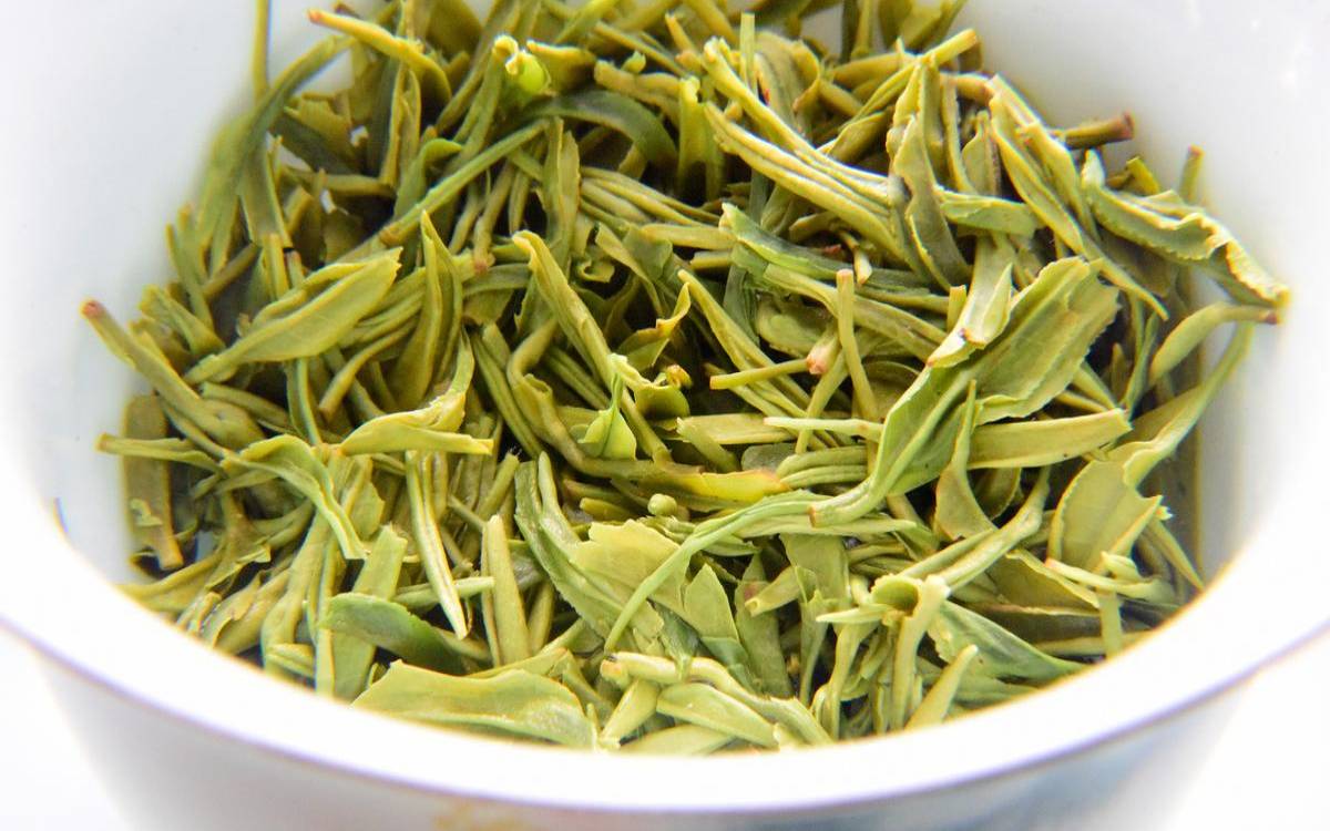 金山翠芽属于什么外形名茶,镇江茶叶金山翠芽