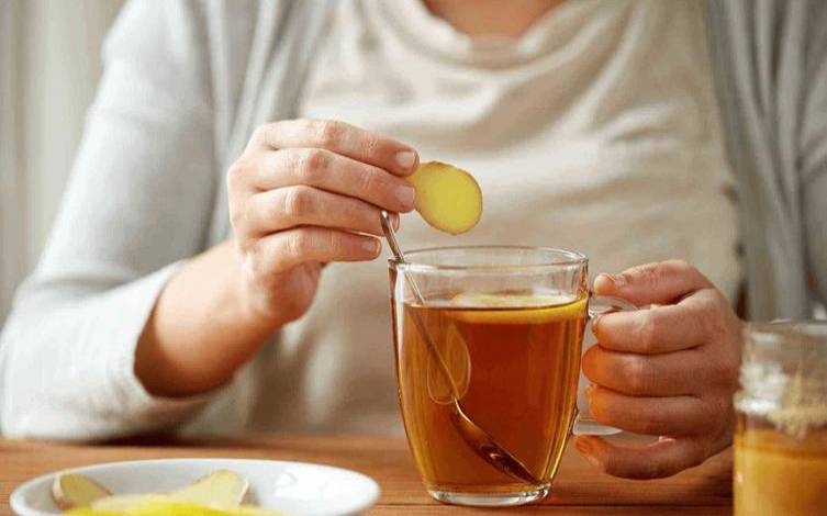 慢性咽炎喝绿茶蜂蜜水好吗,慢性咽炎能喝绿茶吗