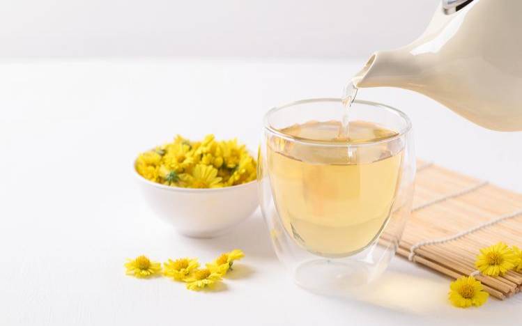 老年女性喝什么花茶，老年女人喝什么花茶好