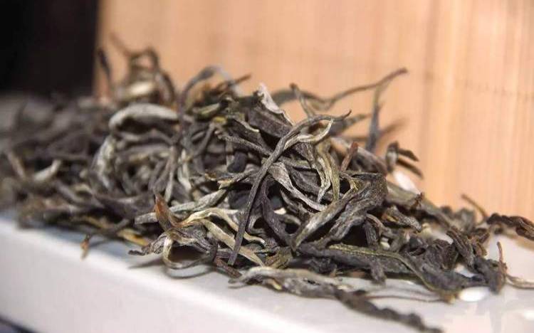 普洱茶的烟熏味是怎么来的,普洱茶有烟熏味是好是坏 普洱茶的烟熏味是怎么来的,普洱茶有烟熏味是好是坏