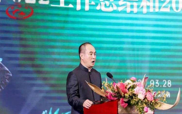 总裁普洱茶(普洱茶协会会长)，中国普洱茶协会副会长