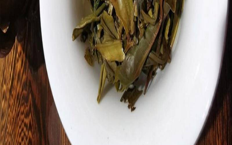 滇青茶是普洱茶吗,红茶是生茶还是熟茶